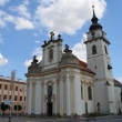 D�stojn� c�rkevn� poh�eb v kostele He�man�v M�stec s ulo�en�m do hrobu na m�stn�m h�bitov�. Doprava zesnul�ho z Chrudimi cena od 14 400 K� v�. DPH